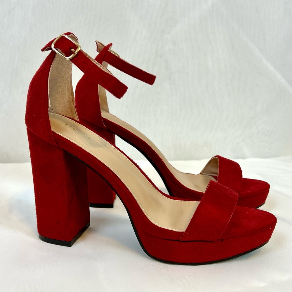 New Womens Allegra K Red Suede Chunky High Heel Shoes / Size 7.5